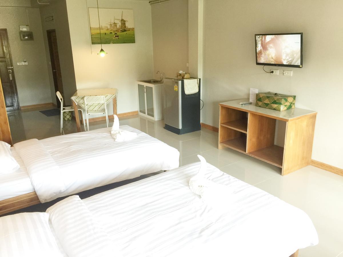 Baan Bangrak Residence Trang Exterior photo